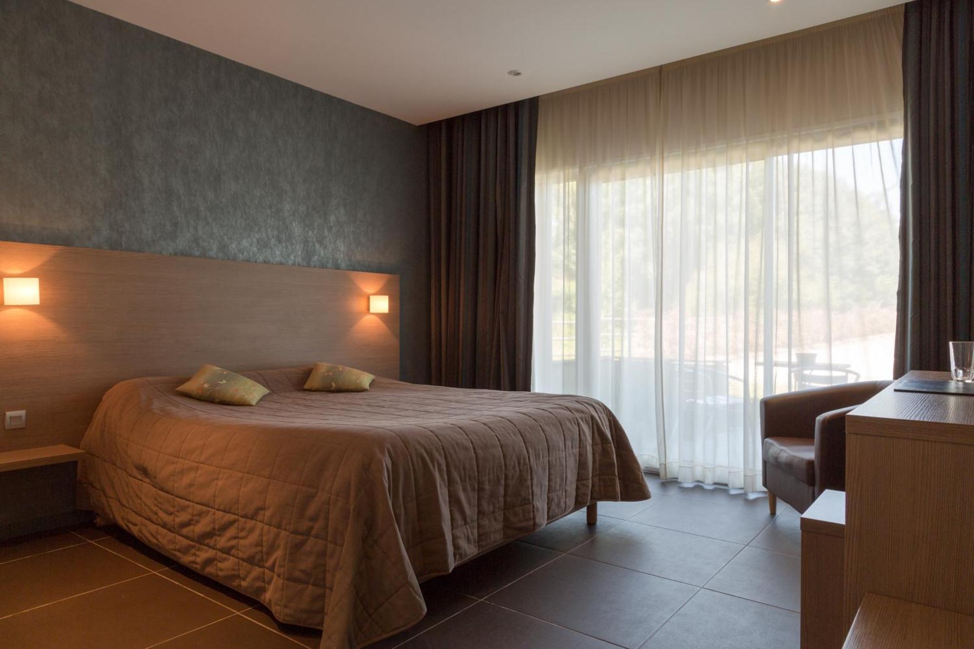 The Originals City, Hotel De France, Bessines-Sur-Gartempe מראה חיצוני תמונה
