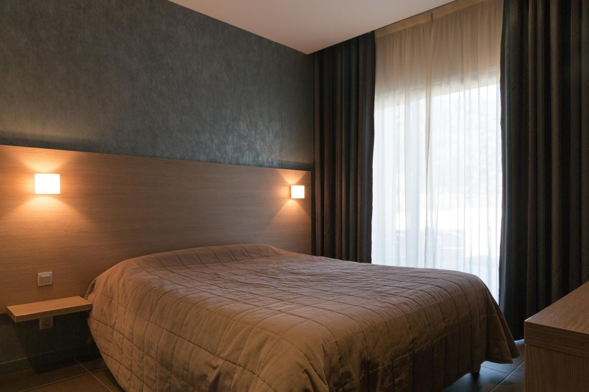 The Originals City, Hotel De France, Bessines-Sur-Gartempe מראה חיצוני תמונה