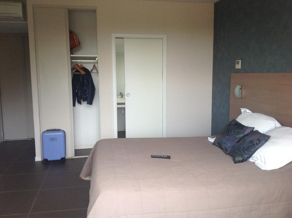 The Originals City, Hotel De France, Bessines-Sur-Gartempe מראה חיצוני תמונה